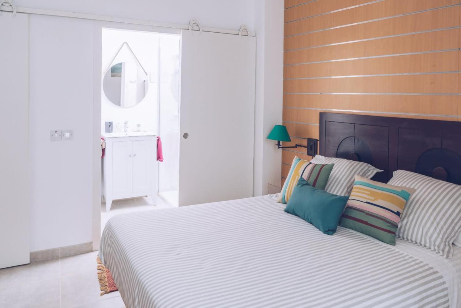 Chic & Luxurious 2-Br Escape Designed For Elegance Lejlighed Gibraltar Eksteriør billede