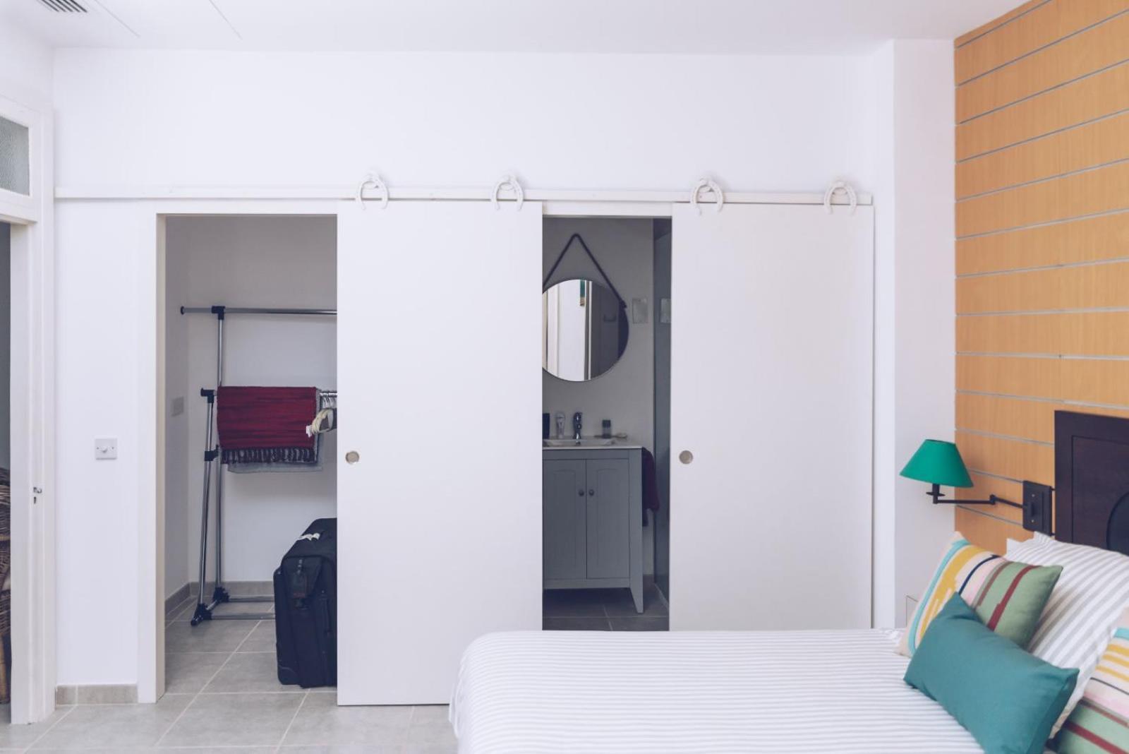 Chic & Luxurious 2-Br Escape Designed For Elegance Lejlighed Gibraltar Eksteriør billede