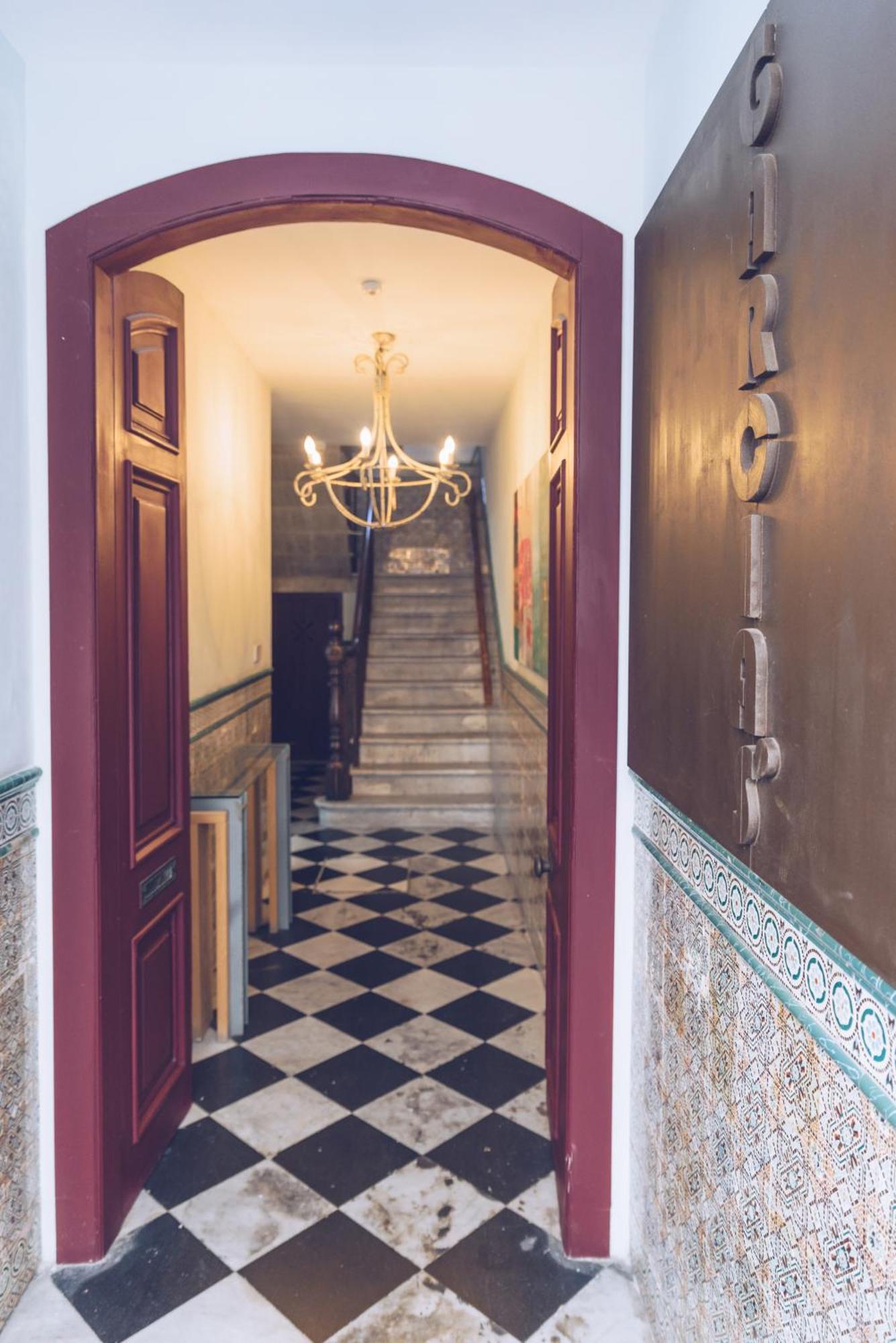 Chic & Luxurious 2-Br Escape Designed For Elegance Lejlighed Gibraltar Eksteriør billede